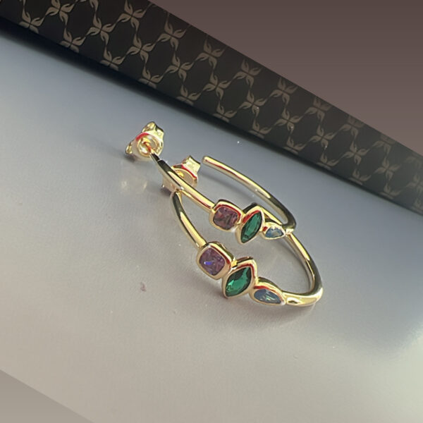 Renkli taşlı ithal gold küpe